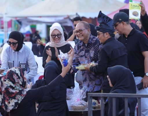 Kementerian UMKM Dorong Penguatan Ekosistem UMKM Maritim Lewat Festival Pinisi