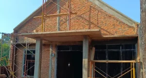 Bata Merah, Bata Ringan, atau Batako: Pilih Mana untuk Rumah yang Tahan Lama?