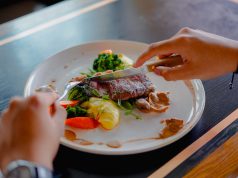 Menikmati Kekayaan Gastronomi Prancis di ARTOTEL TS Suites Surabaya