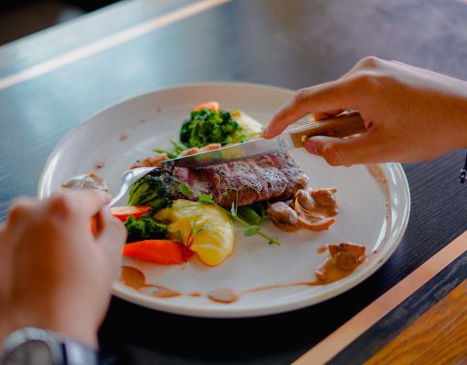 Menikmati Kekayaan Gastronomi Prancis di ARTOTEL TS Suites Surabaya