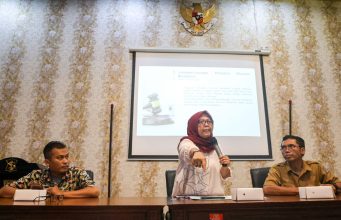 Pemkot Surabaya Panggil Pengusaha Mihol, Desak Pengawasan Ketat dan Penegakan Aturan Iklan