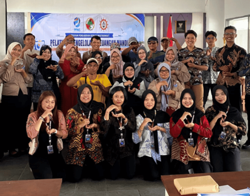Pelatihan Pengelolaan Keuangan Mandiri Guna Mewujudkan Ketahanan Ekonomi Masyarakat Wilayah Pesisir