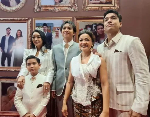 Menjelang tayang Juni 2026, film Jangan Buang Ibu Sukses Mengguncang Emosi Penonton Lewat Gala Premier di Surabaya
