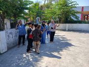 Play On Anak Krian main asyik bersama Ketua Takmir Masjid