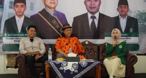 Muhari AS dan Gol A Gong Satu Panggung, Dorong Literasi Jadi Pilar Peradaban Intelektual